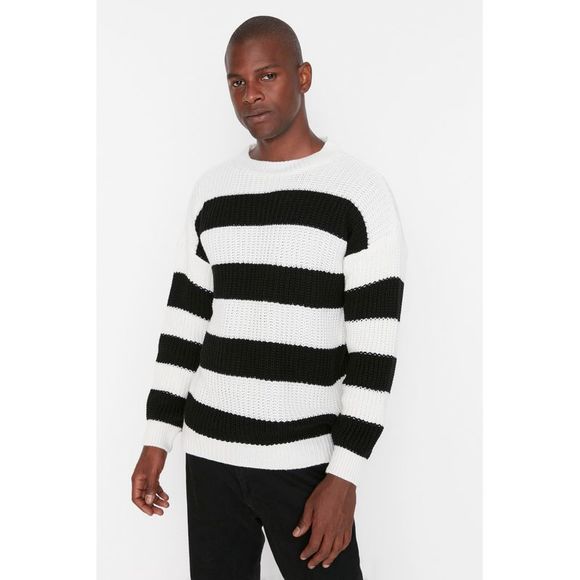 NWT Trendyol Men Oversize Crew neck Knitwear Sweater - Picture 2 of 9